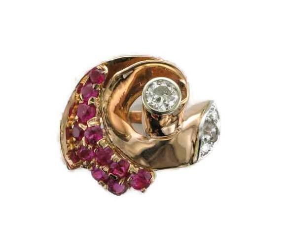 ruby gold retro ring